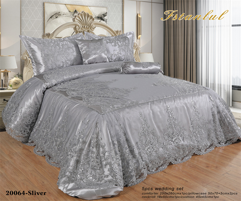 Wedding bedspread sets